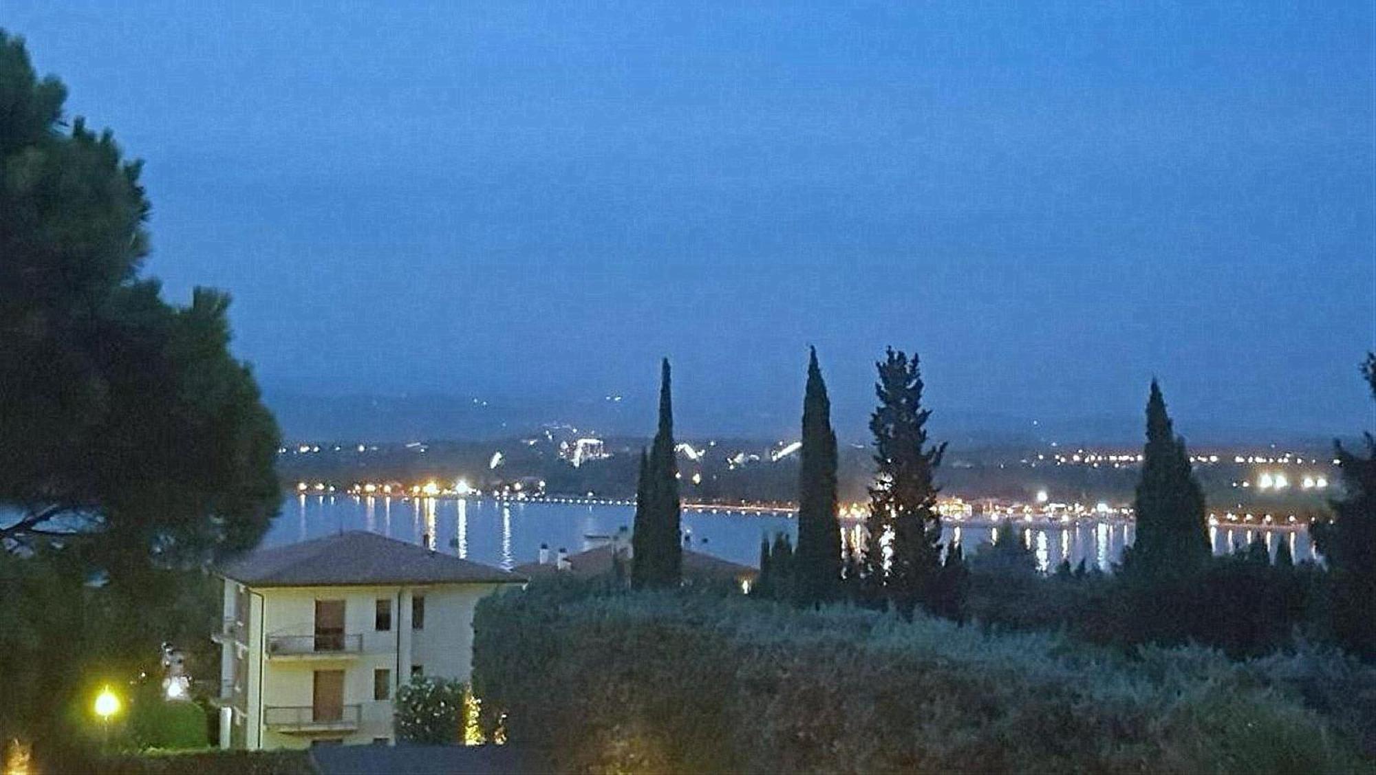 Appartamento Peschiera Peschiera del Garda Ngoại thất bức ảnh